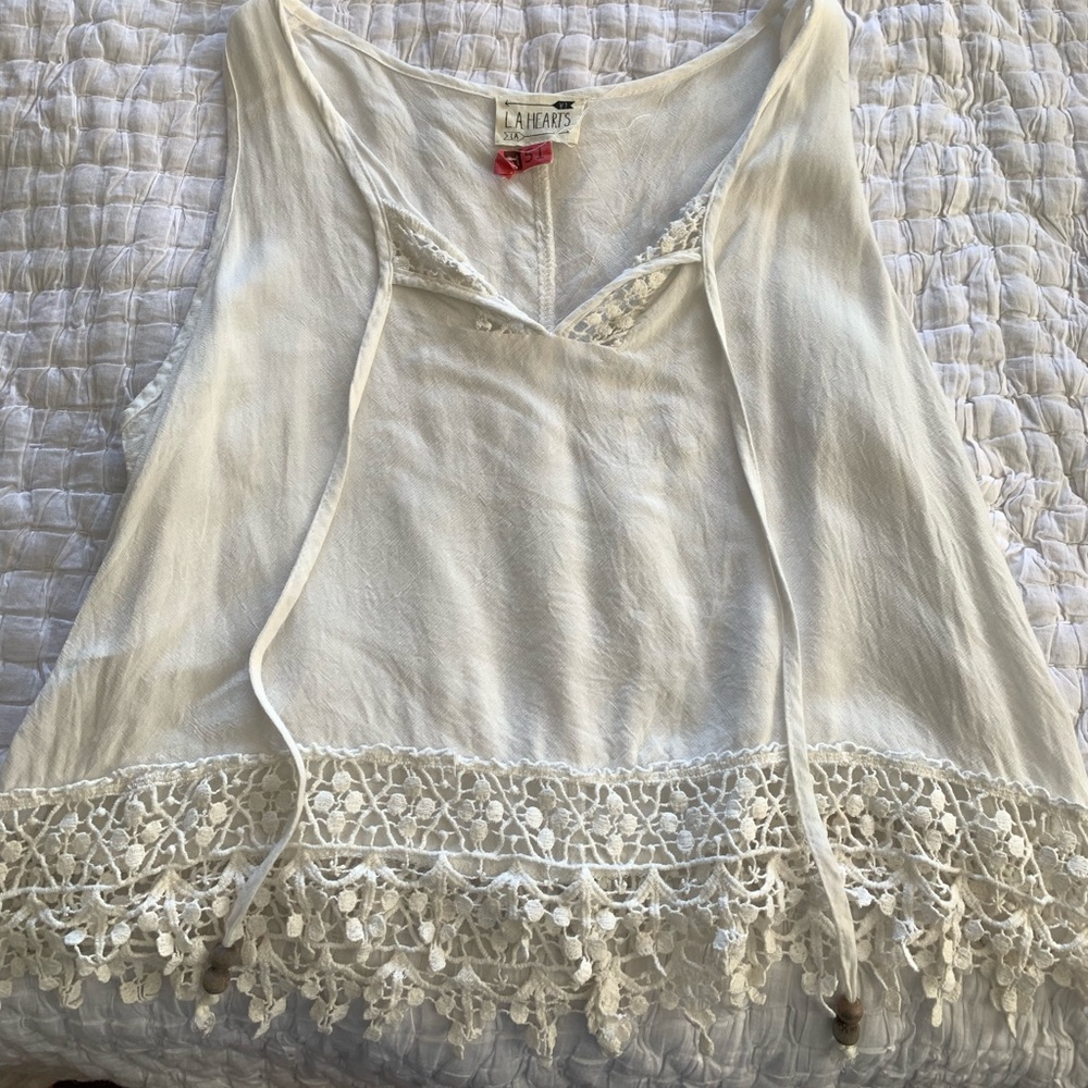 White tank